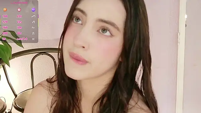 Rebbecawhite meow online show from May 2026 07:54:01 PM