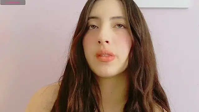 Snapshot of Rebbecawhite_meow chatting on June 2026 04:22:01 PM Rebbecawhite meow online show from June 2026 04:22:01 PM
