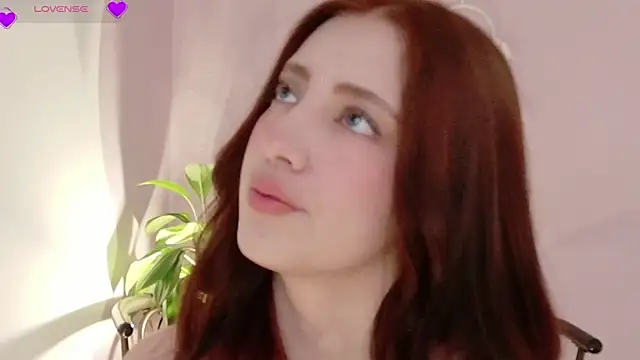 Snapshot of Rebbecawhite_meow chatting on June 2026 04:38:01 PM Rebbecawhite meow online show from June 2026 04:38:01 PM