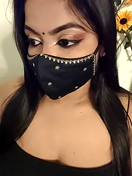 Tamil hot whiskey girl online show from May 2026 07:20:01 PM