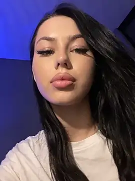 Leya Foxhall online show from September 2025 11:39:02 PM