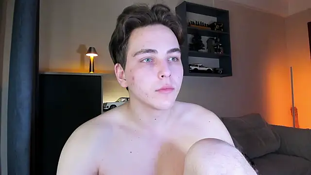 Snapshot of Eric_ether chatting on March 2026 07:18:02 PM Eric ether online show from March 2026 07:18:02 PM