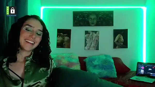 TwinFlamesX online show from March 2025 04:54:02 PM