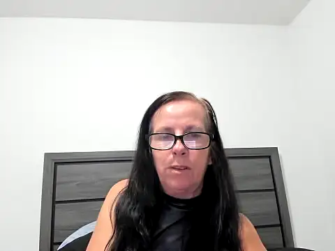 peachgoddess online show from September 2025 02:33:01 AM