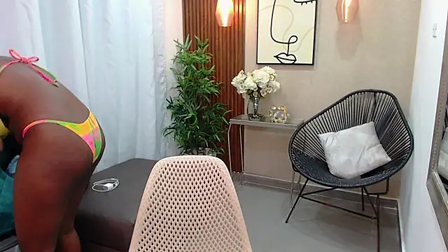 Coral Lise online show from March 2025 11:01:02 AM