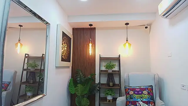 Coral Lise online show from September 2025 10:59:02 AM