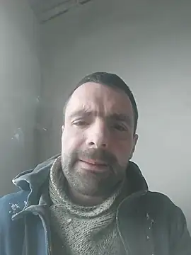 Snapshot of MaksDzubaV chatting on March 2025 01:18:02 PM MaksDzubaV online show from March 2025 01:18:02 PM