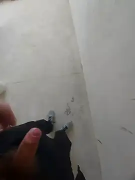 Snapshot of MaksDzubaV chatting on March 2025 01:09:02 PM MaksDzubaV online show from March 2025 01:09:02 PM