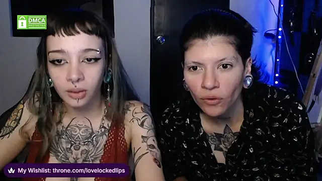 Snapshot of lovelockedlips chatting on June 2026 04:10:01 PM lovelockedlips online show from June 2026 04:10:01 PM