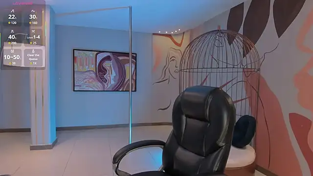 Snapshot of CandaseRussell chatting on October 2025 08:07:01 PM CandaseRussell online show from October 2025 08:07:01 PM