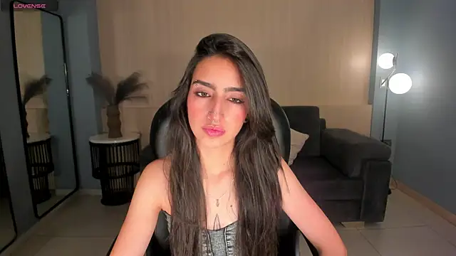 LarisaSmirnov online show from September 2025 04:25:01 AM