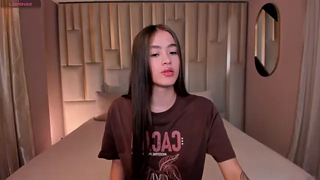 MaiaCollins online show from September 2025 06:31:02 PM