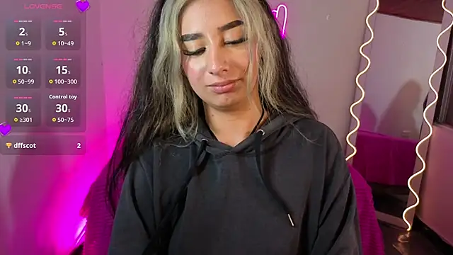 Malory tay1 online show from November 2025 07:34:01 PM