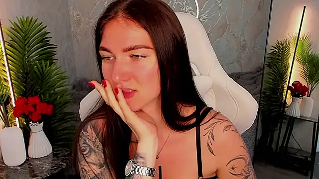 Snapshot of babyisperfect chatting on June 2026 01:41:02 AM babyisperfect online show from June 2026 01:41:02 AM