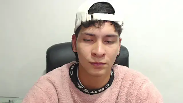 Jhojan twink online show from March 2025 12:47:01 AM