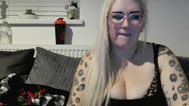 Sizzling Indie36 online show from October 2025 10:07:01 PM