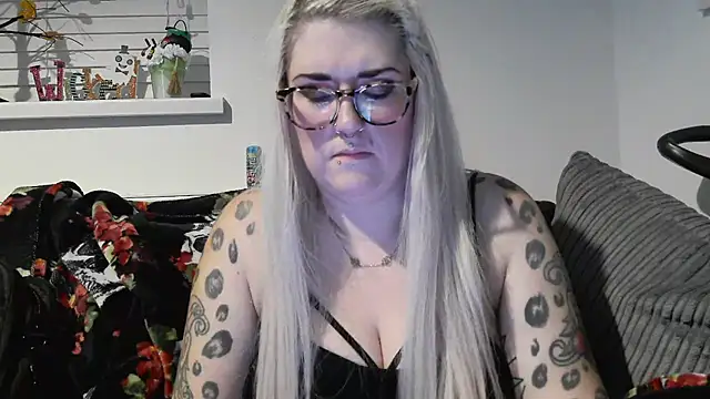 Sizzling Indie36 online show from October 2025 09:27:01 PM