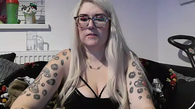 Sizzling Indie36 online show from November 2025 11:18:01 PM