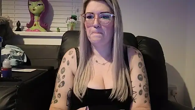 Sizzling Indie36 online show from February 2026 08:57:02 PM