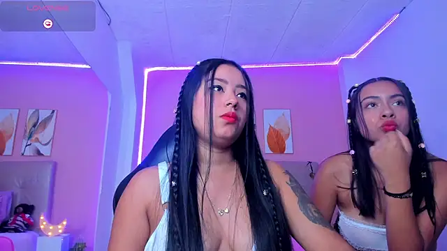 Molly h0t online show from November 2025 01:40:01 PM