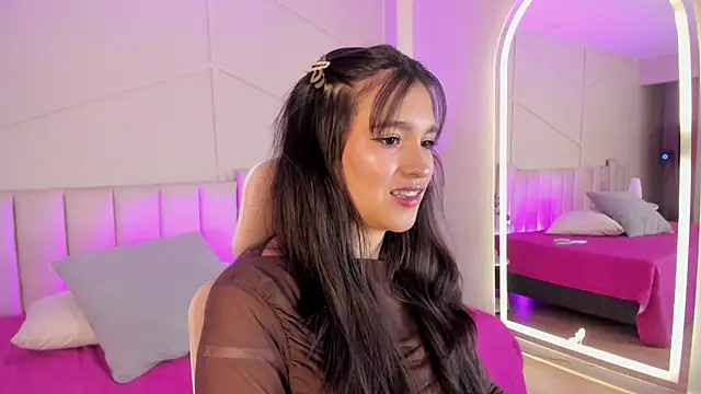 Eimmy bm online show from October 2025 07:04:02 PM