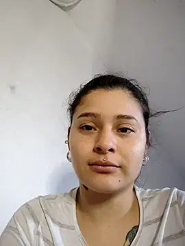 LilithAndKai online show from November 2025 05:55:02 PM