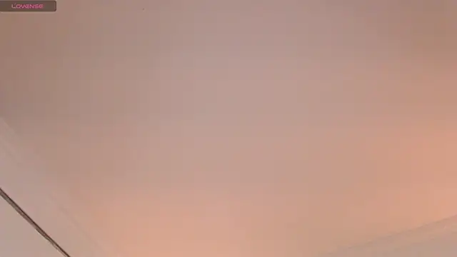 Valen ross  online show from September 2025 09:58:01 PM