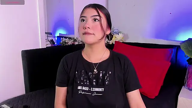 Snapshot of Zamantta chatting on November 2025 06:24:01 AM Zamantta online show from November 2025 06:24:01 AM