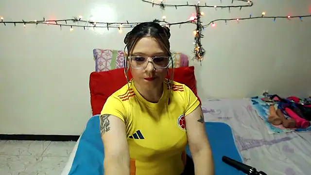 Samanta SS online show from November 2025 03:50:02 AM