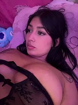 KatianPierce online show from May 2026 01:02:04 AM
