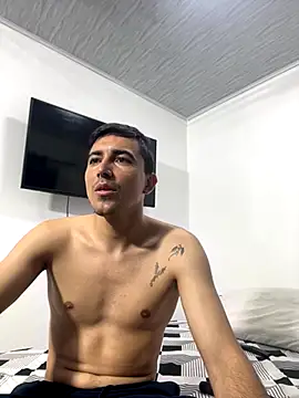 pareja curiosa19 online show from October 2025 02:14:02 AM