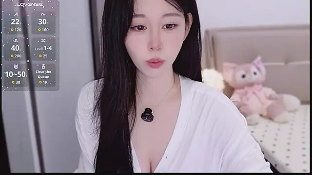 Yoyuyuy online show from November 2025 12:21:01 AM