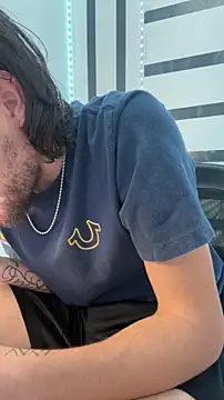 Snapshot of bwcizThrobbing chatting on January 2026 11:59:02 AM bwcizThrobbing online show from January 2026 11:59:02 AM