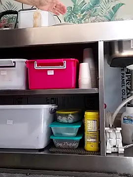 emiliemilf online show from October 2025 08:18:01 PM