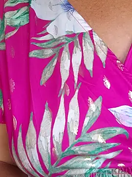 emiliemilf online show from March 2026 09:22:02 PM