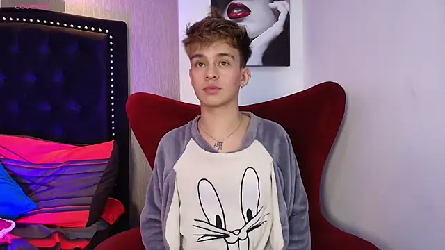 LiamWildx20 online show from September 2025 04:47:01 AM