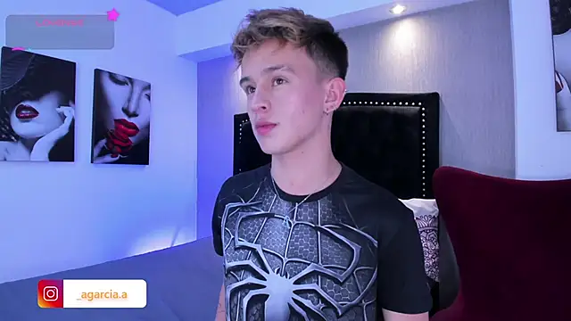 LiamWildx20 online show from February 2026 03:54:01 AM