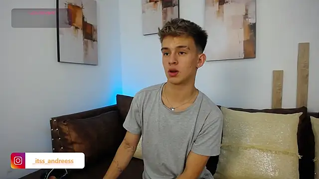 Snapshot of LiamWildx20 chatting on July 2026 08:52:02 PM LiamWildx20 online show from July 2026 08:52:02 PM