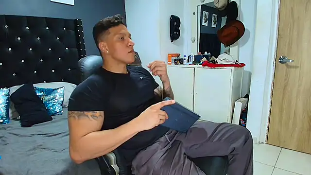 ethan dalton  online show from March 2026 03:45:02 AM