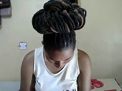 Creamy-Aisha online show from November 2025 10:26:02 AM