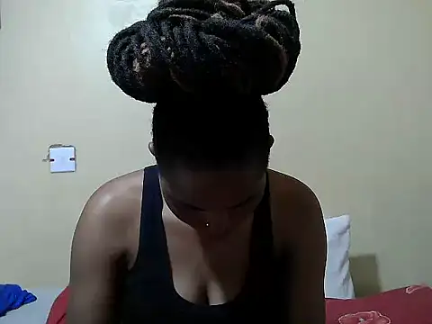 Creamy-Aisha online show from December 2025 02:44:01 PM