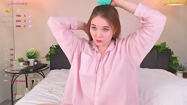 ConstanceHelms online show from September 2025 05:08:01 AM