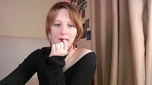 Snapshot of c0ralynx chatting on October 2025 03:28:01 AM c0ralynx online show from October 2025 03:28:01 AM