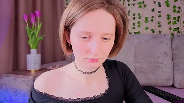 c0ralynx online show from March 2026 06:18:01 AM