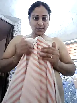 JENNIFERtamil online show from April 2026 08:15:01 AM