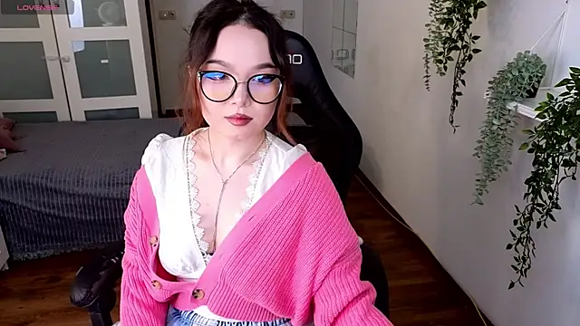 maddymystie online show from March 2025 12:57:02 PM