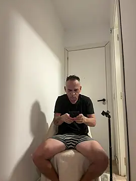 mateocali25 online show from July 2026 02:23:02 PM