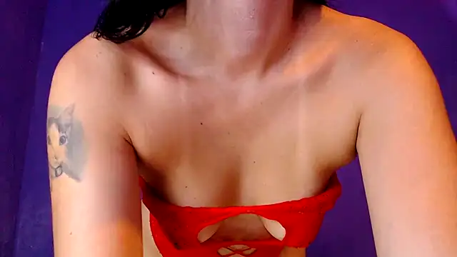 Snapshot of marina_huerta03 chatting on October 2025 06:39:02 PM marina huerta03 online show from October 2025 06:39:02 PM