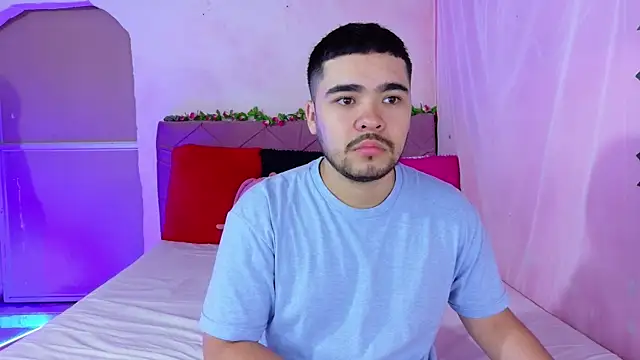  mia and mike  online show from October 2025 02:14:01 PM