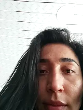 Elowyn online show from September 2025 08:36:01 PM